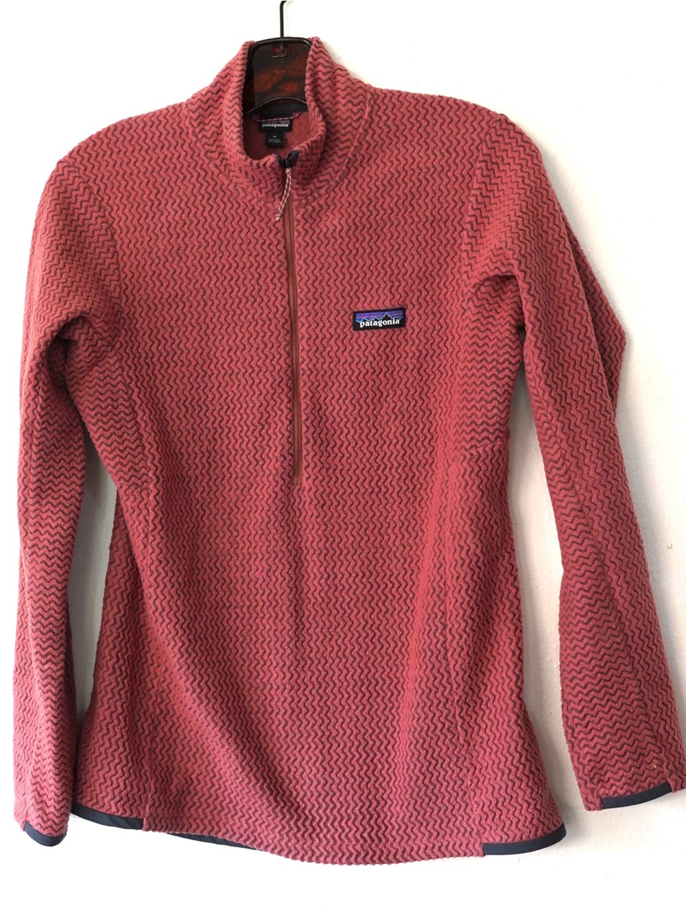 Patagonia Women’s  1/2  Zip Fleece Jacket R1 Air Zip Neck Size M